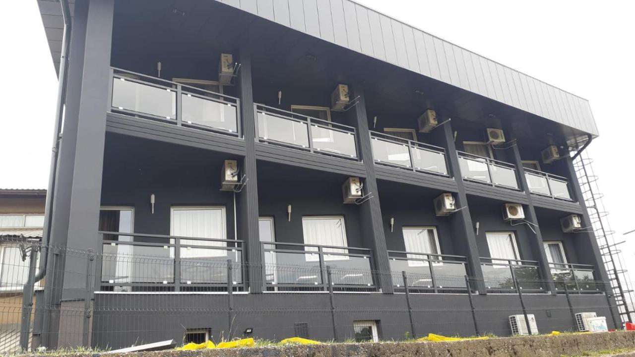 Hotel Milenium Lukavac Exterior foto