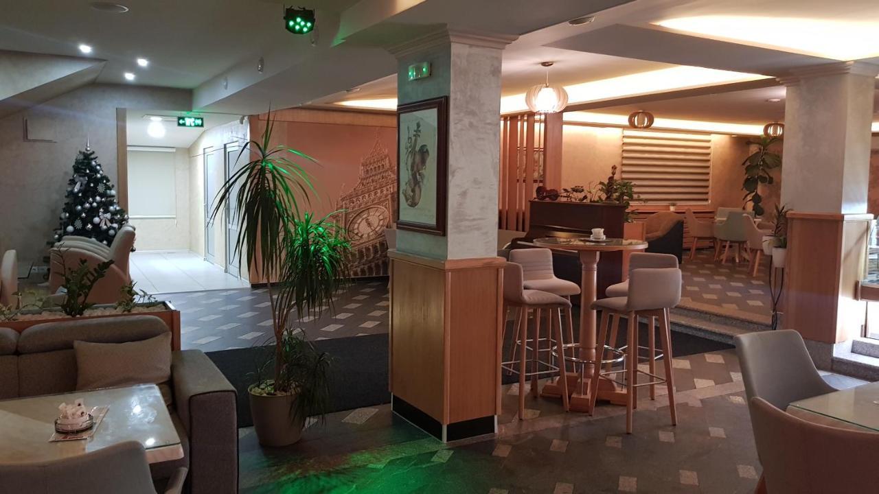 Hotel Milenium Lukavac Exterior foto