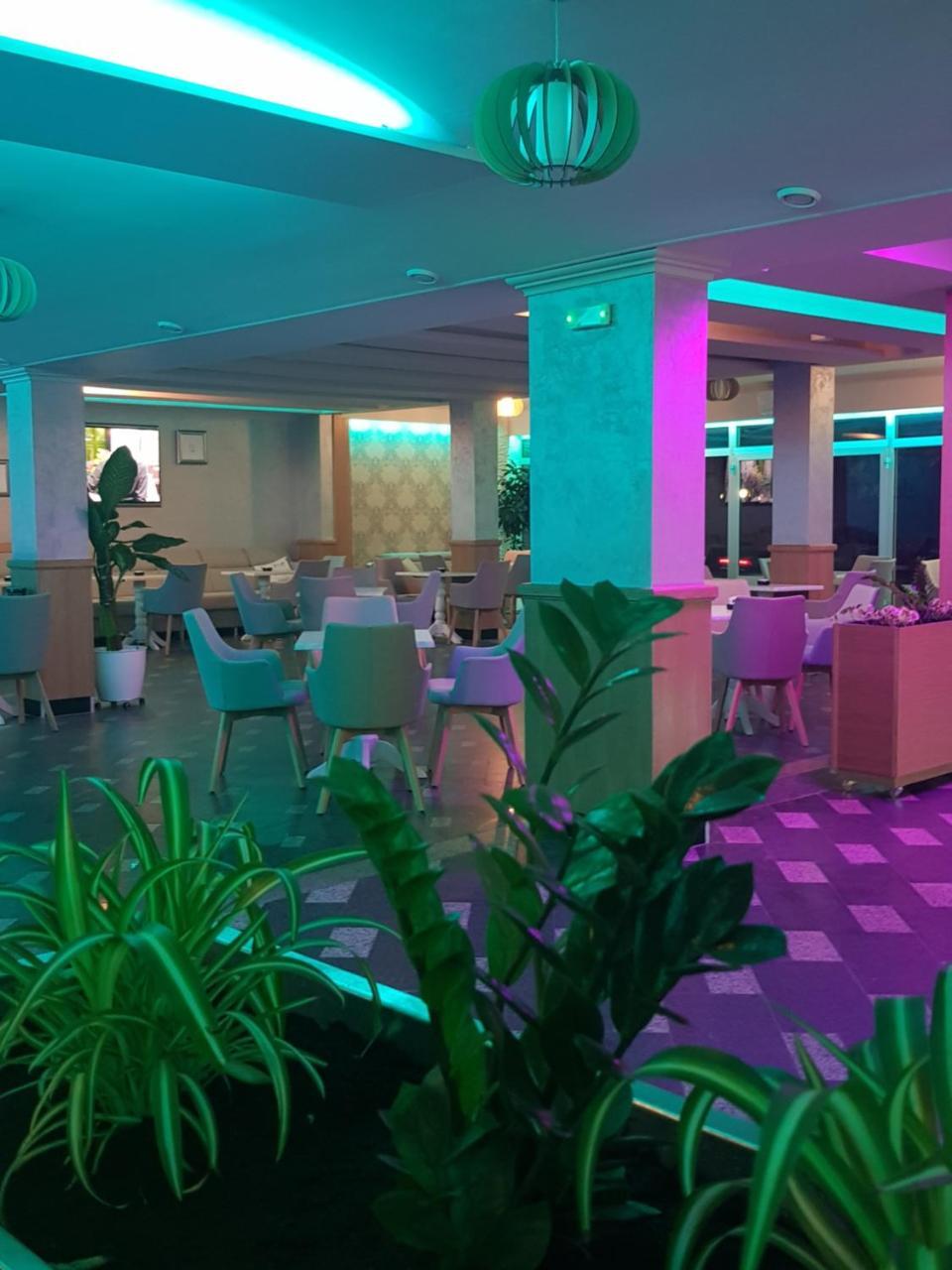 Hotel Milenium Lukavac Exterior foto